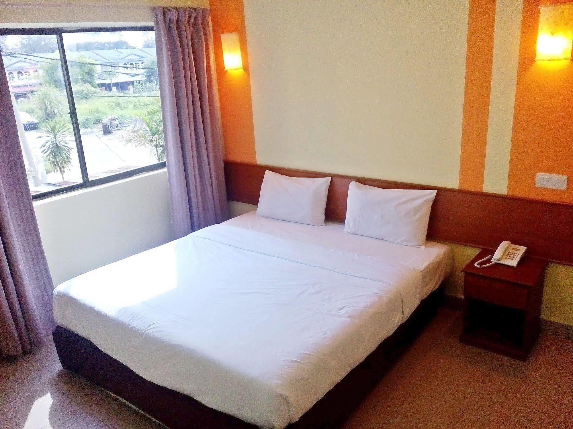 Sun Inns Hotel Sitiawan Eksteriør billede