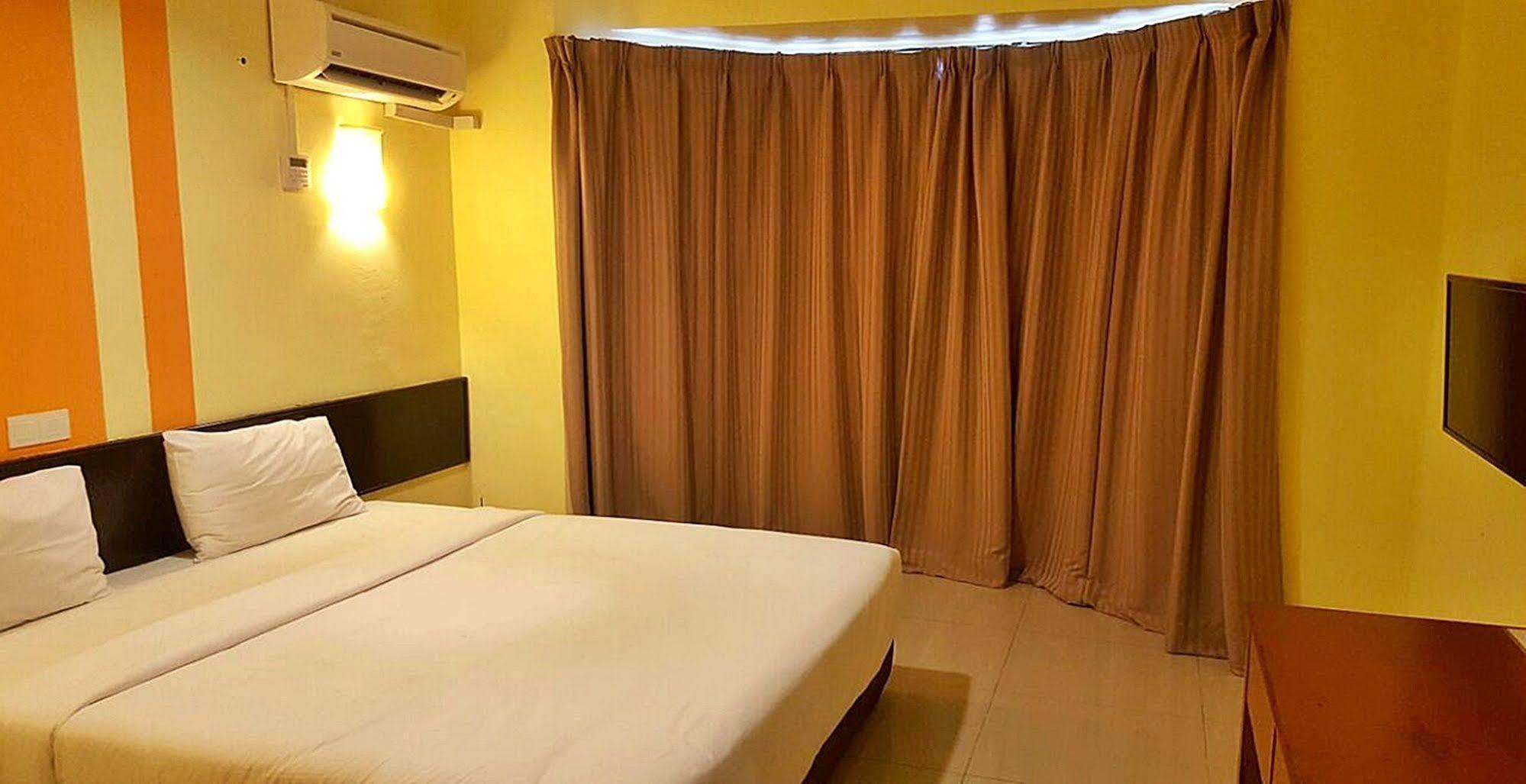 Sun Inns Hotel Sitiawan Eksteriør billede